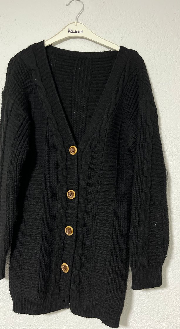 Düğmeli Siyah Uzun Örgü Hırka - Görsel 2