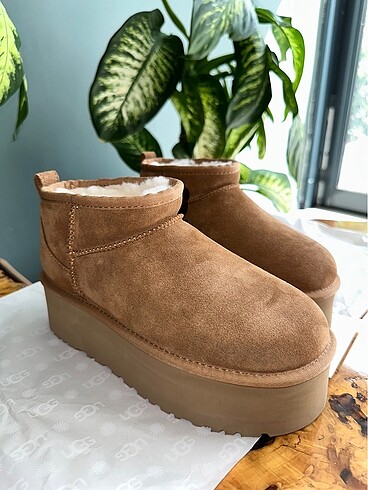 UGG Kadın Kışlık Bot Orijinal SIFIR 38-39-40
