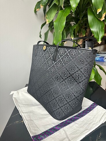  Beden siyah Renk Tory Burch Yeni Orijinal Askılı Çanta