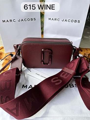 Marc Jacobs Snapshot 615 Wine
