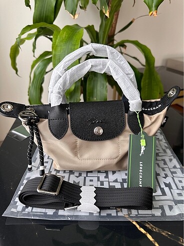Longchamp Energy Krem XS