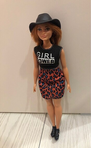 Barbie Bebek