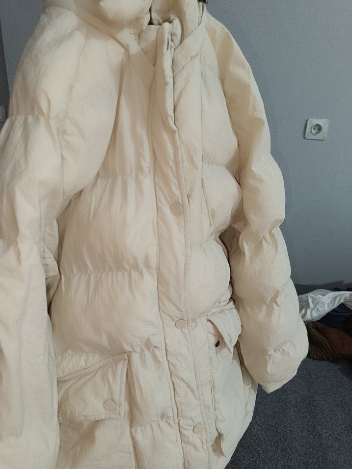 Beyaz Kadın Kapüşonlu Kışlık Mont - Görsel 5