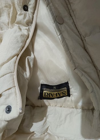 Beyaz Düğmeli Uzun Kadın Kışlık Ceket - Görsel 8