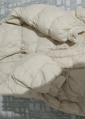 Beyaz Düğmeli Uzun Kadın Kışlık Ceket - Görsel 4