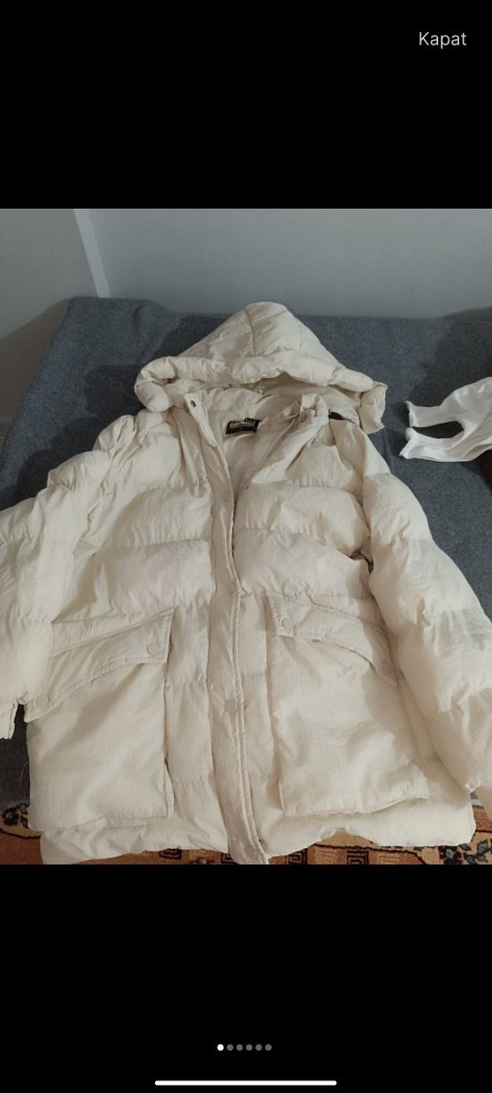 Beyaz Düğmeli Uzun Kadın Kışlık Ceket - Görsel 2