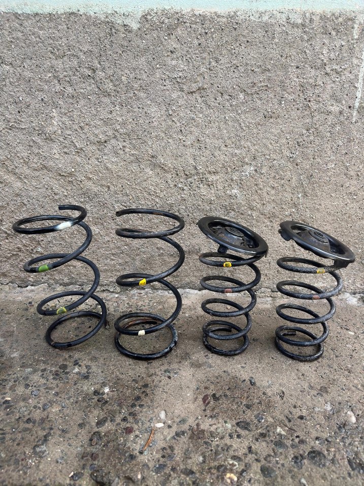 Toyota Efsane Kasa Orjinal Helezyon Yayları - Görsel 2