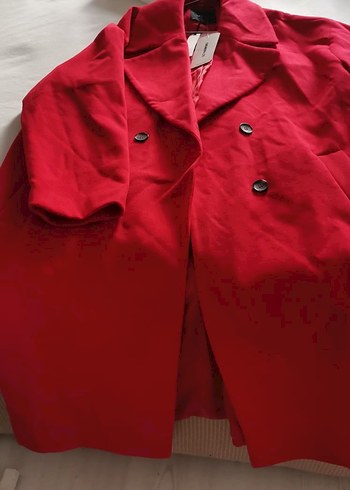 Kırmızı Kadın Uzun Düğmeli Kaban/ trenc - Görsel 3
