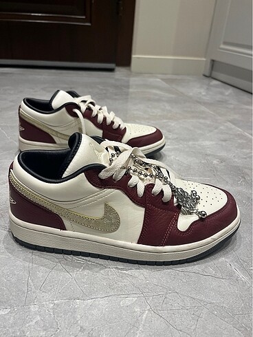Nike Air Jordan 1 Low