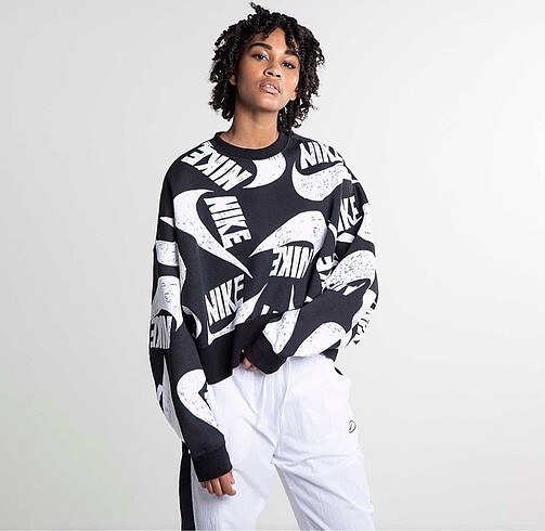 Nike kadin sweatshirt