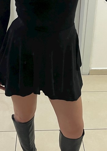 Siyah Şortlu Mini Etek - Görsel 4