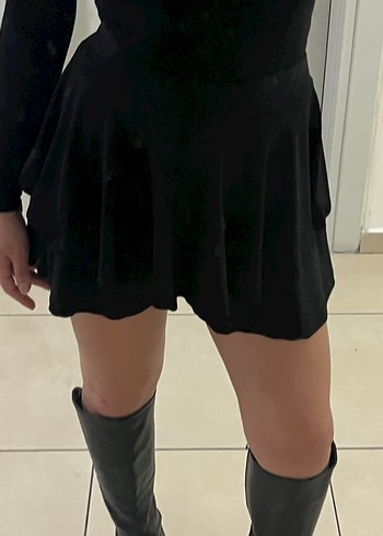 Siyah Şortlu Mini Etek - Görsel 2