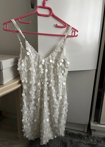 V Yaka İnce Askılı Beyaz Uzun Elbise - Görsel 2