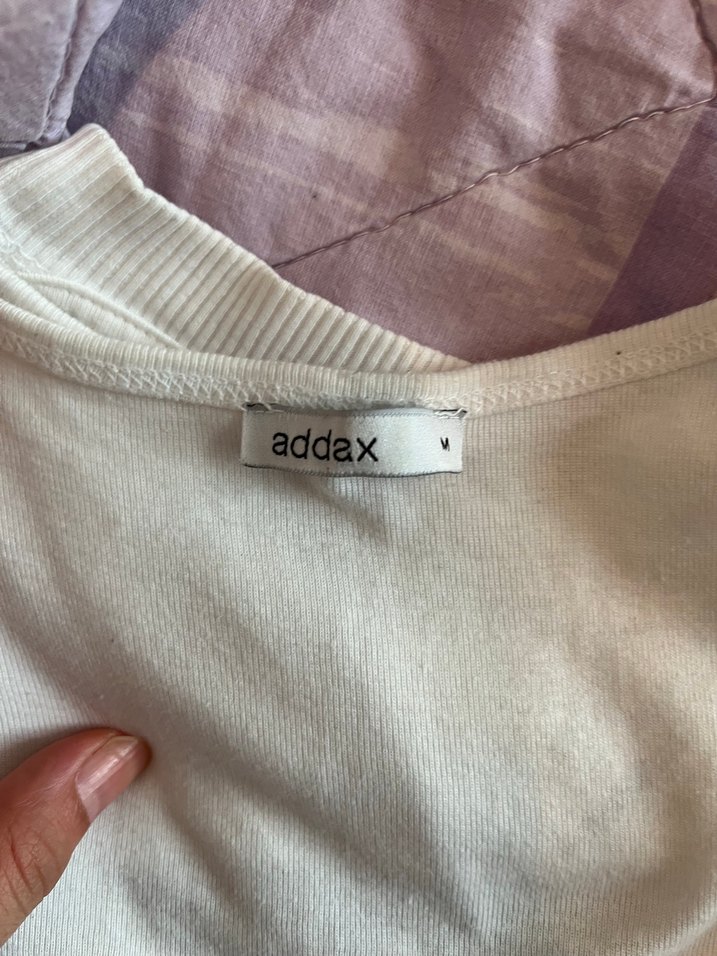 Beyaz Baskılı Kadın Tişört - Görsel 3