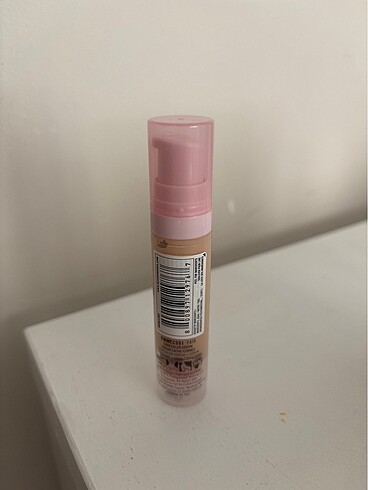 NYX nyx bare with me concealer kapatıcı
