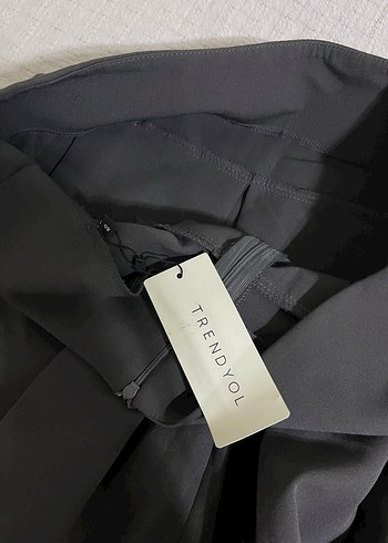 Kadın Gri Pliseli Mini Etek - Görsel 3