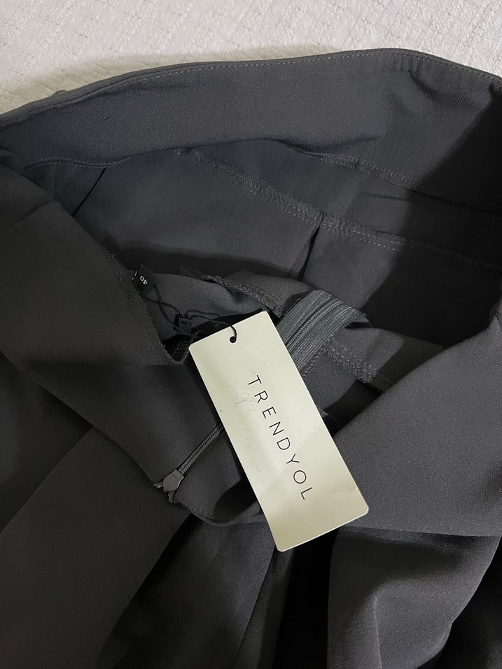 Kadın Gri Pliseli Mini Etek - Görsel 3