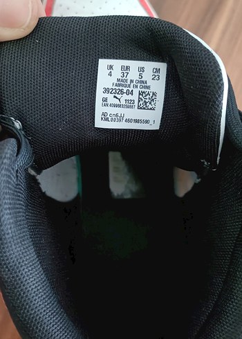 puma marka 37 numara Erkek Siyah Bağcıklı Spor Ayakkabı - Görsel 3