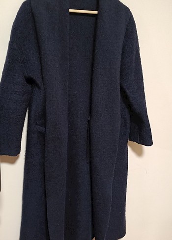 Uzun Kesim Gri Örgü Kadın Yün Kaban - Görsel 3