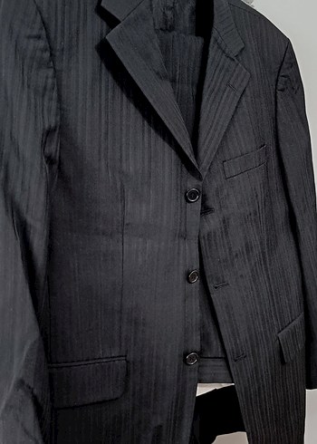 Düğmeli Siyah Erkek Takım Elbise - Görsel 3