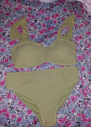 13-14 Yaş Beden yeşil Renk Kız çocuk bikini