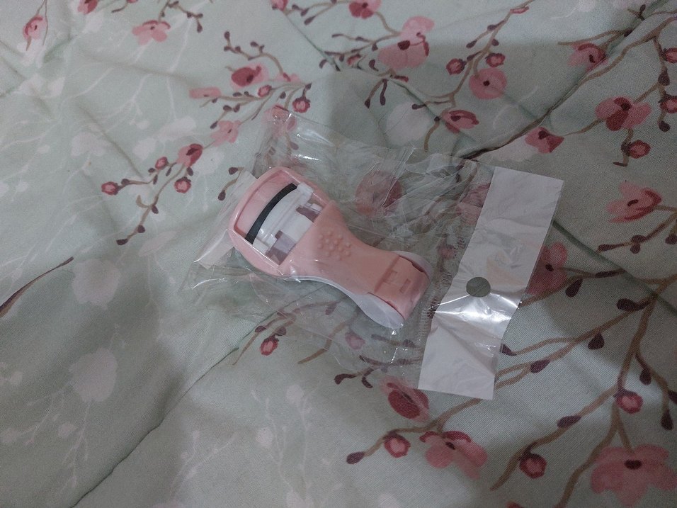 Pastel Pembe Kirpik Kıvırıcı - Görsel 2