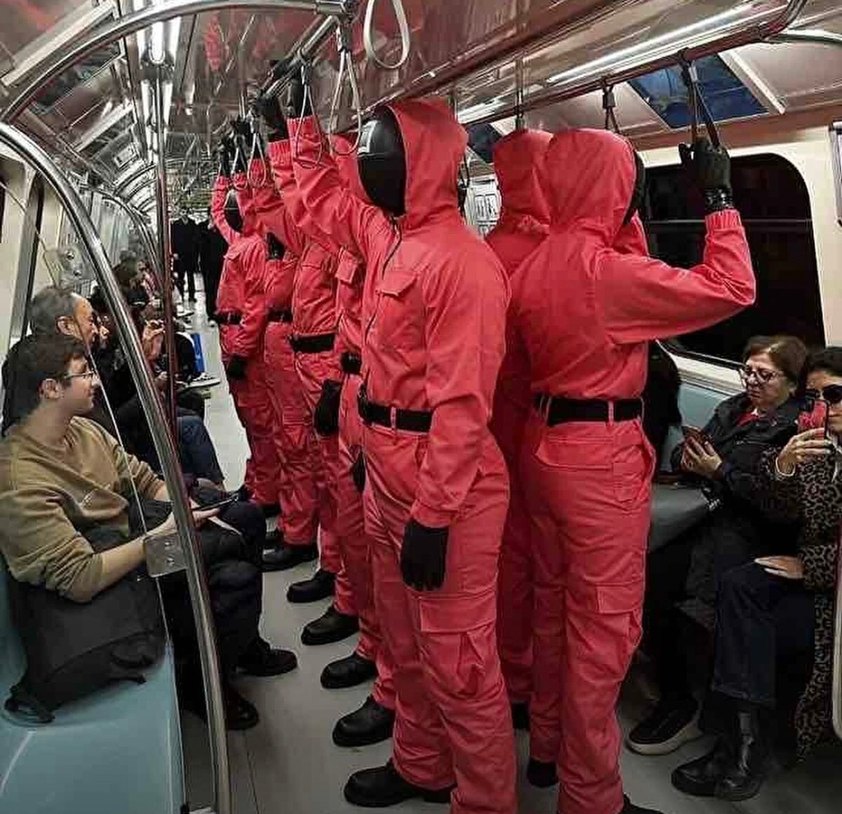 Squid game kostümü 2 tane var tanesi 500 - Görsel 2