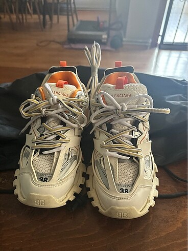 Balenciaga Ayakkabı Orijinal