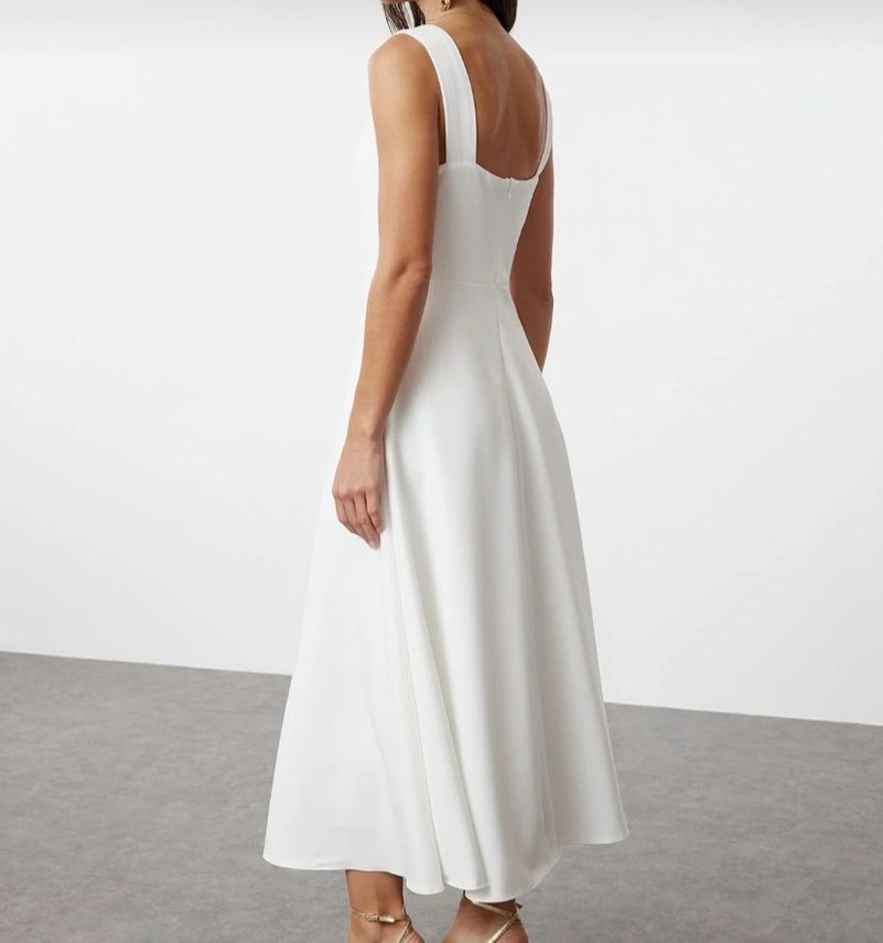 Beyaz Midi A Kesim Straplez Gelinlik - Görsel 3