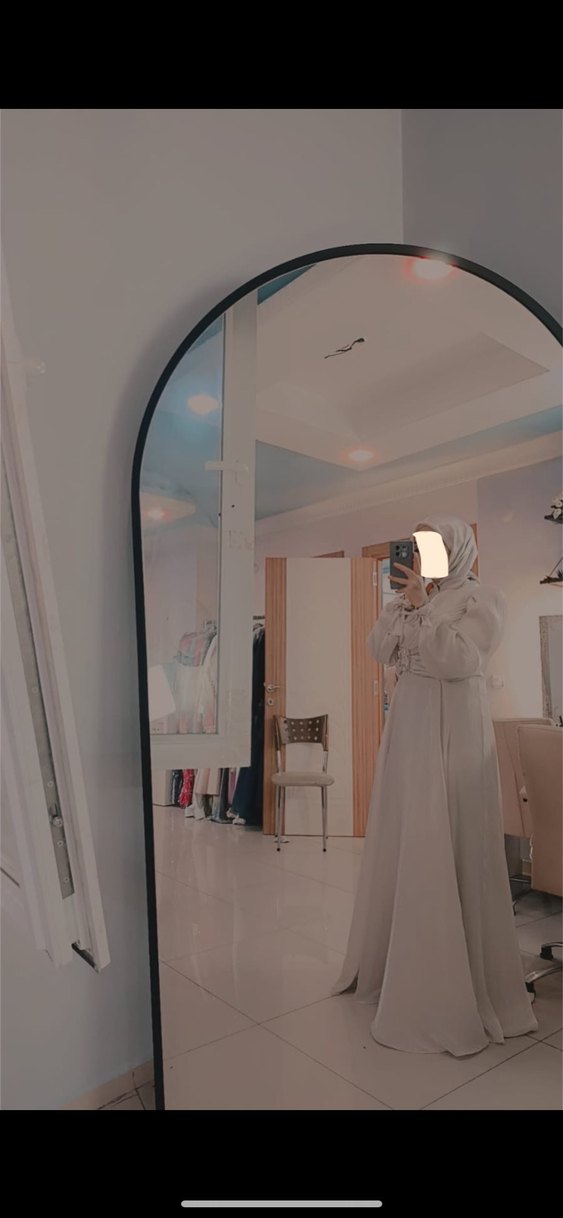 Uzun Beyaz Bohem Yüksek Yakalı Tesettür Abiye - Görsel 2