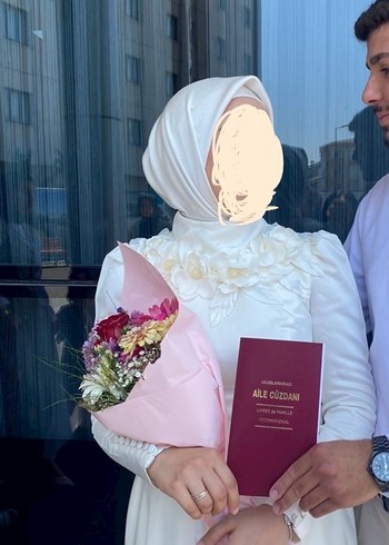 Uzun Kollu Yüksek Yaka Beyaz A Kesim Gelinlik - Görsel 4