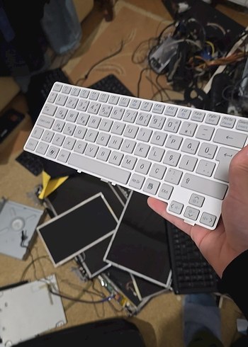 laptop ve masaüstü klavyeler - Görsel 11