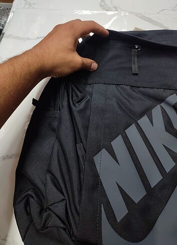 Beden Nike gündelik ve okul çantası