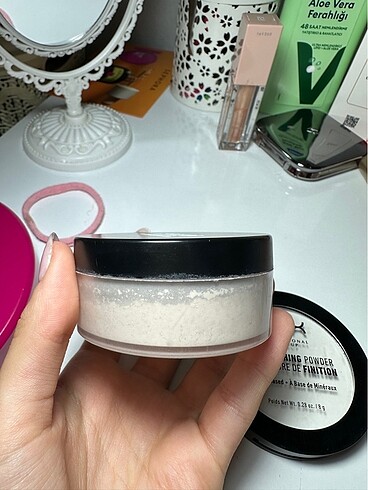 NYX S'Glam Ve Nyx Pudra