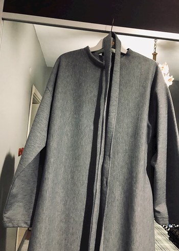 Gri Uzun Kollu Rahat Kesim Kadın Elbise bir kere giyilmiştir - Görsel 6