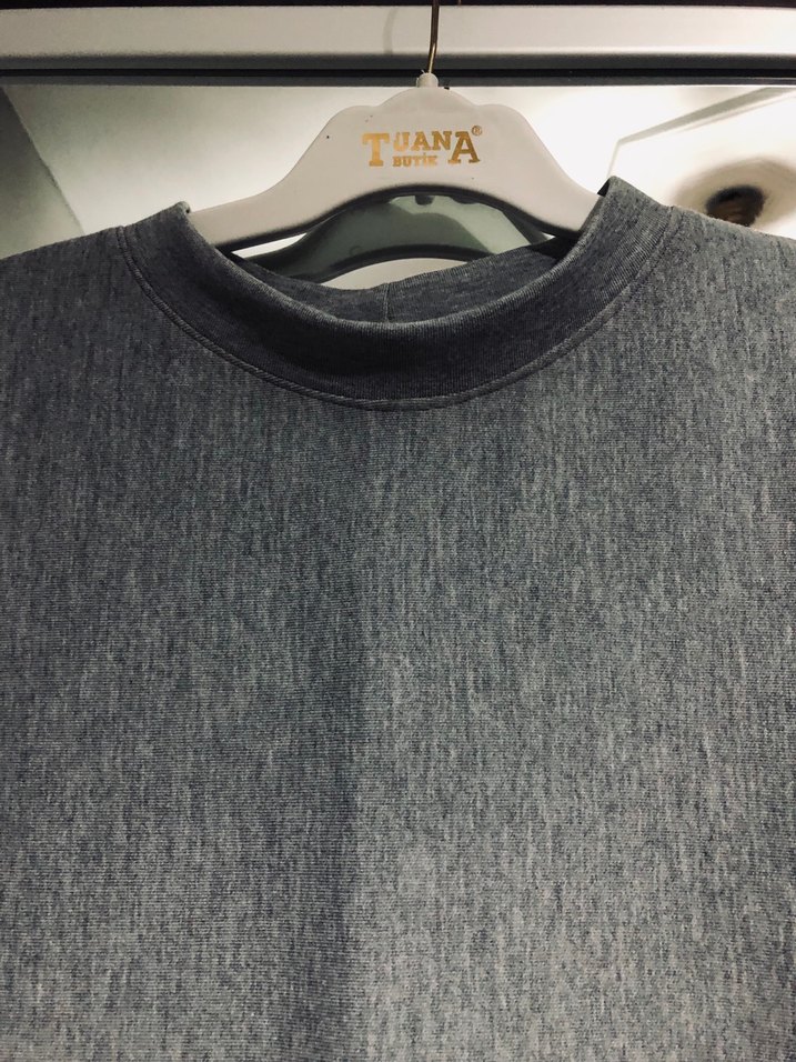 Gri Uzun Kollu Rahat Kesim Kadın Elbise bir kere giyilmiştir - Görsel 4