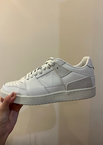 Guess Guess Erkek Spor Ayakkabı