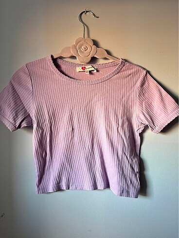 Lila crop