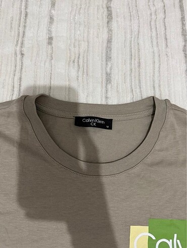 m Beden Calvin Klein T-shirt