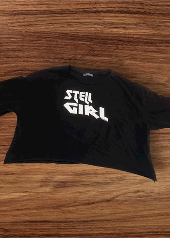 Siyah Baskılı Tişörtü