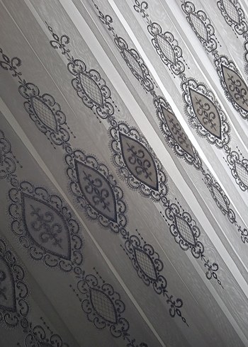 Gri Nakışlı Beyaz Perde fonlarida mevcuttur - Görsel 5