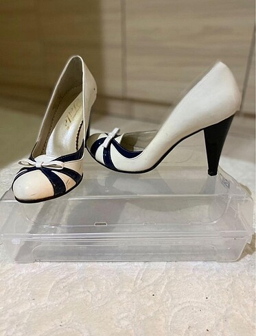 Diğer Beyaz lacivert stiletto