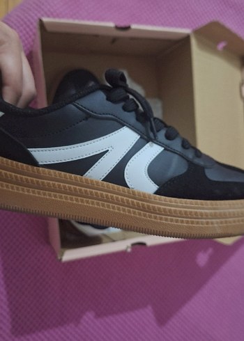 Deichmann Kadın Siyah Günlük Spor Ayakkabı