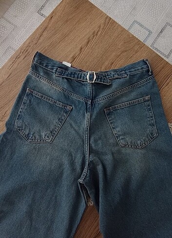 40 Beden Koyu Mavi Soluk Efektli Baggy Jean