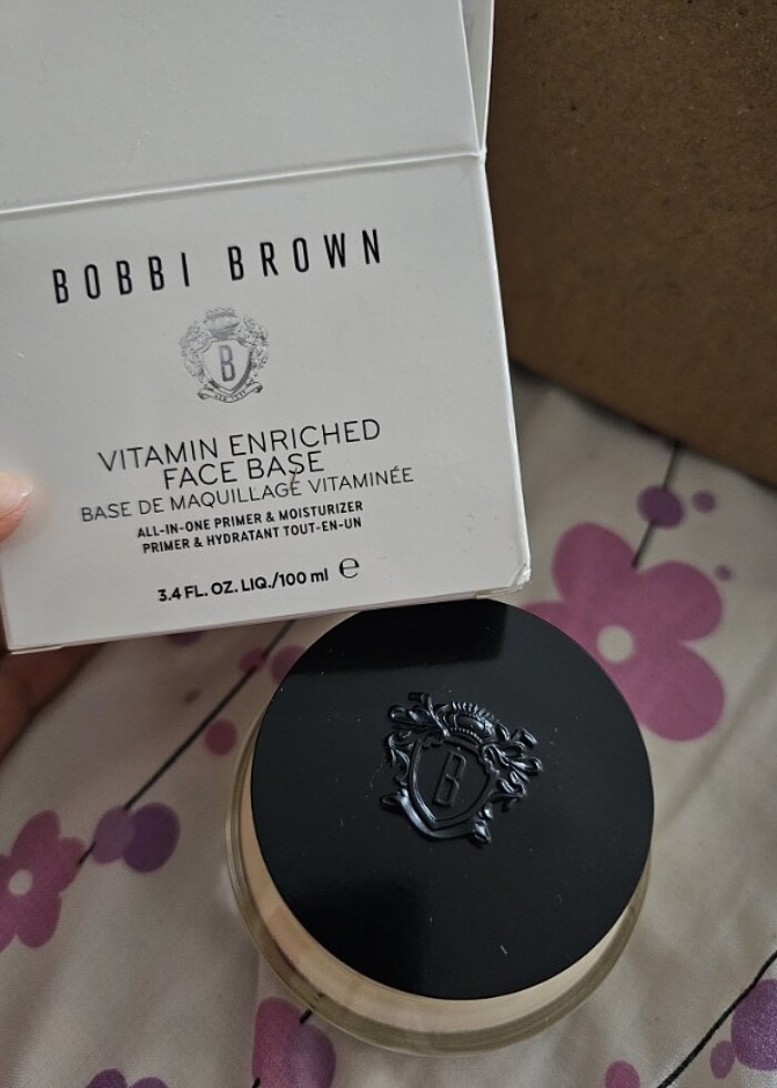 Bobbi Brown Deluxe Boy Nemlendirici Makyaj Bazı 100 ML - Görsel 2