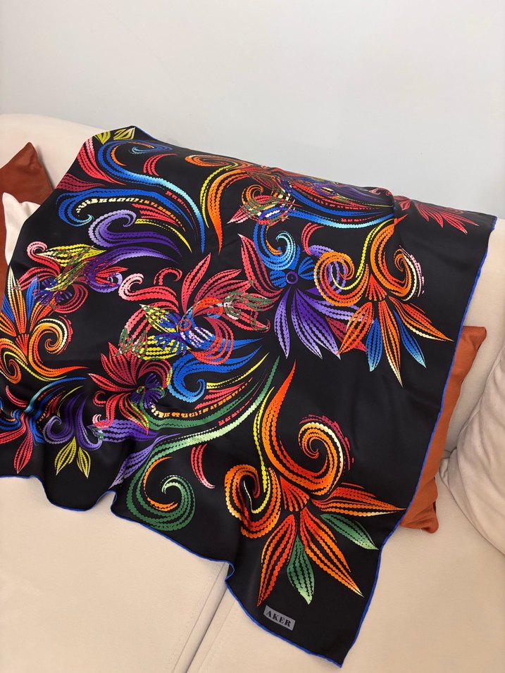 Renkli Bohem İpek eşarp - Görsel 2