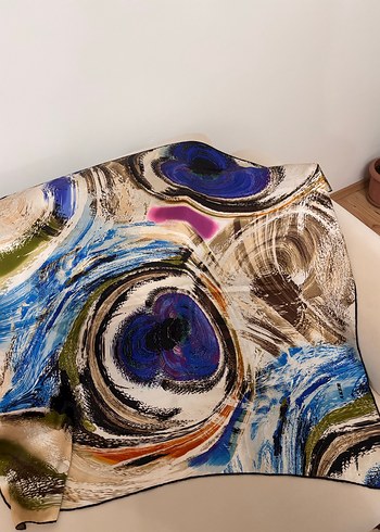 Kadın Çok Renkli Pileli Fular - Görsel 2