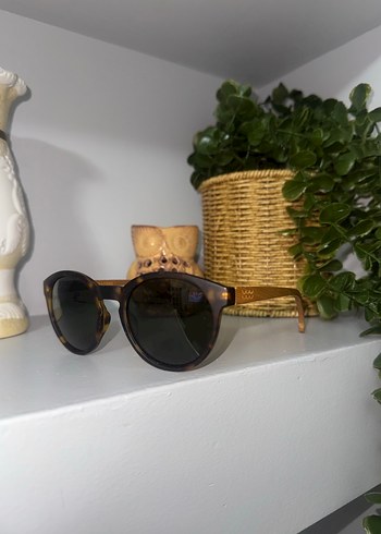 Kahverengi Tokalı Kadın Güneş Gözlüğü - Görsel 3