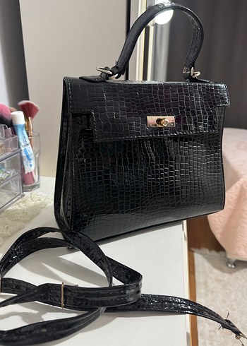 Siyah Deri Klasik Kadın Çanta - Görsel 2