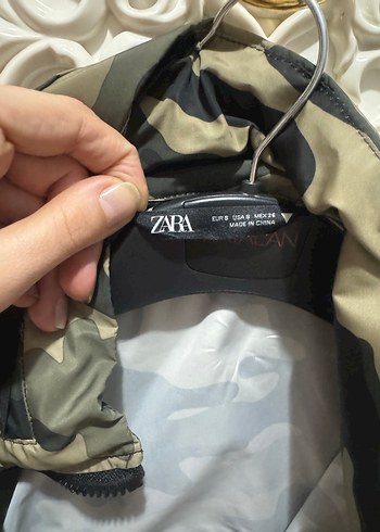 Kadın Kamuflaj Desenli Kısa Kesim Ceket - Görsel 3